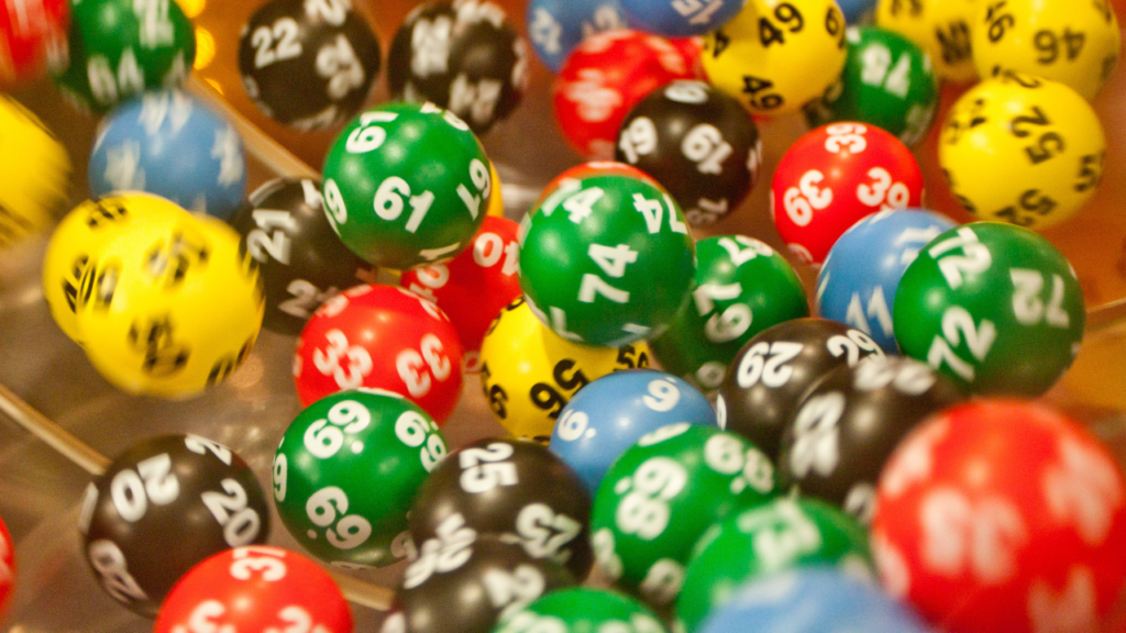 Comparando as Chances Reais de Ganhar na Loteria Comparando as Chances Reais de Ganhar na Loteria
