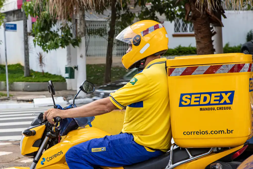 Empreendedores sofrem com a crise dos Correios: prejuízos e atrasos em todo o país
